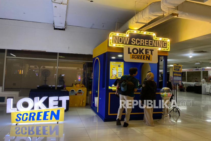 Loket Screen, salah satu subevent dalam rangkaian acara Pop City di Blok M Hub, menyuguhkan deretan film indie yang jarang diputar di Indonesia.