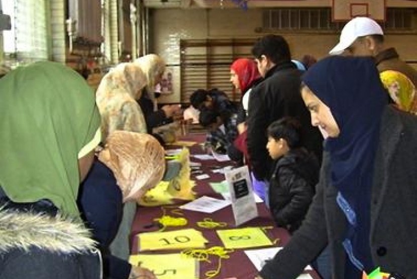 Lomba Spelling Bee yang digelar di Sekolah Muslim Michigan K-2.