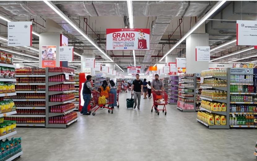 Lotte Mart Indonesia mengumumkan Grand Re-launch LOTTE Mart Gandaria City, Kamis (1/2/2024)
