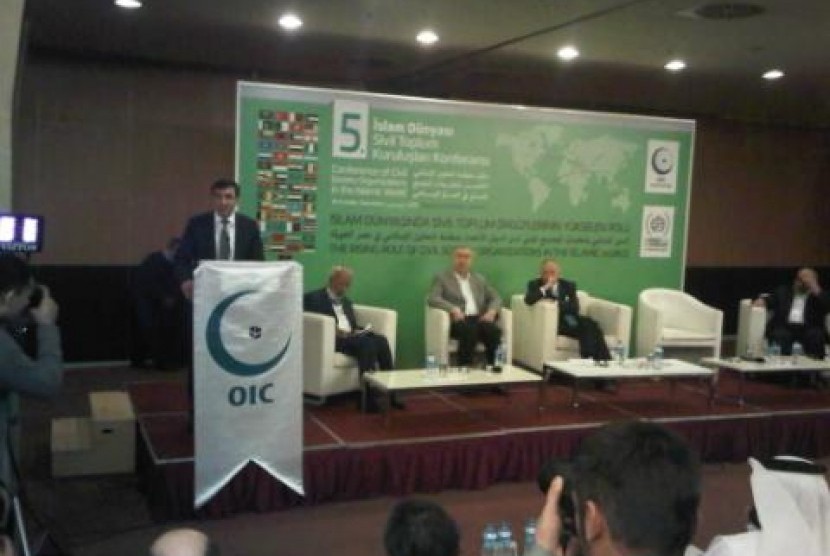 LSM dunia berkumpul dalam Fifth Concerence of Civil Society Organizations in the Islamic World di Istanbul, Turki