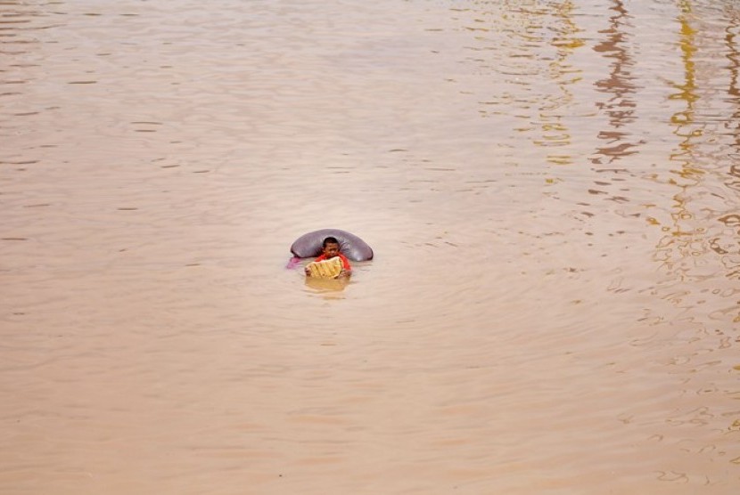 Luapan kali Ciliwung 