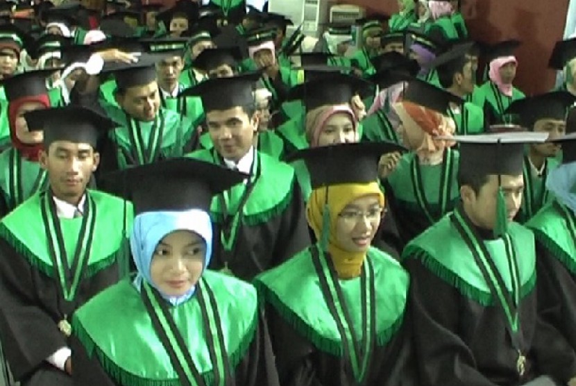 Lulusan Sekolah STAI Muhammadiyah Bandung 
