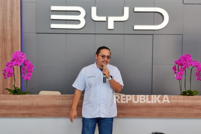 Luther T. Panjaitan, Head of PR & Government BYD Indonesia.