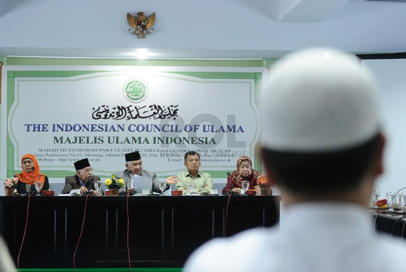  Pertemuan Forum Ukhuwah Islamiyah menyikapi pemilu legislatif di kantor MUI, Jakarta, Kamis (3/4).  (Republika/Tahta Aidilla)