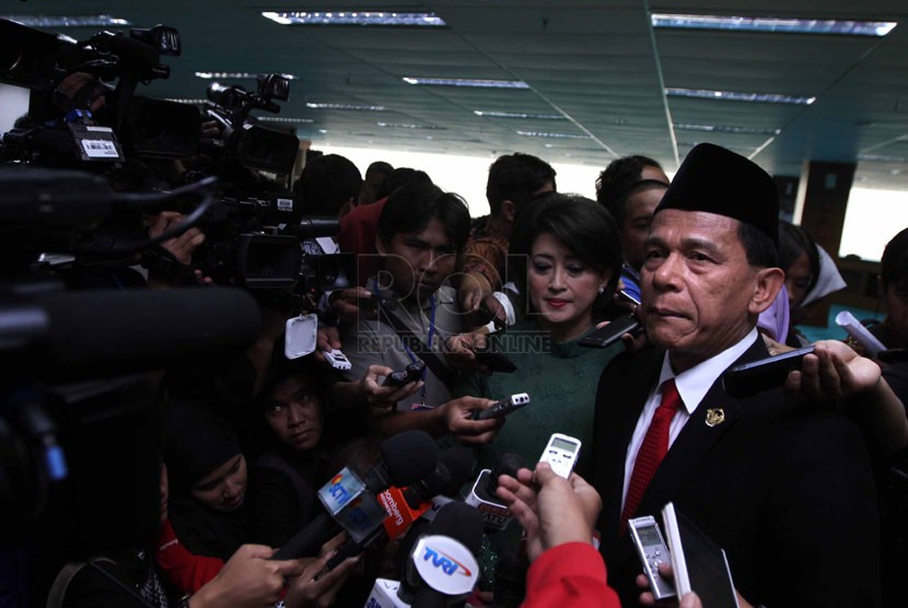 Anggota Badan Pemeriksa Keuangan (BPK) Rizal Djalil (kanan).