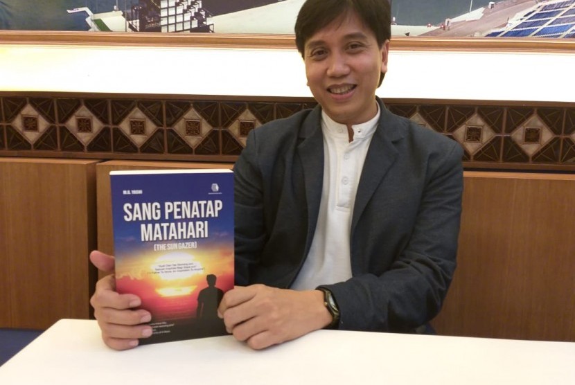  M Gunawan Yasni dan novel “Sang Penatap Matahari”.