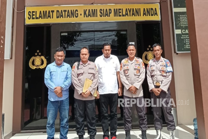 Mahasiswa Cyber University, Dimas Wahab menyelesaikan program magang di Polsek Jatisampurna, Polres Metro Bekasi Kota. 
