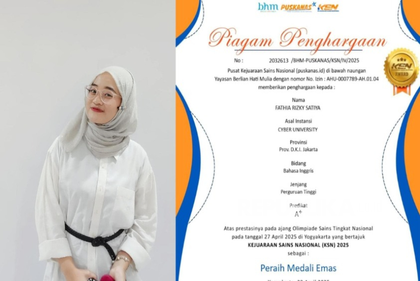 Mahasiswa Cyber University, Fathia Rizky Satiya meraih medali emas dalam lomba bahasa Inggris yang diselenggarakan Pusat Kejuaraan Sains Nasional. 