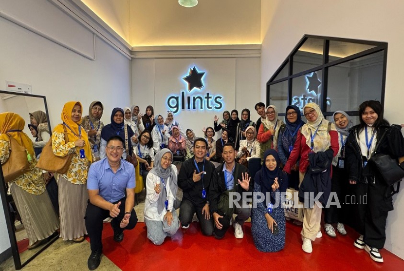 Mahasiswa Cyber University kembali mencetak pengalaman internasional berharga lewat program Edutrip: Build Your International Network ke Glints Singapura.