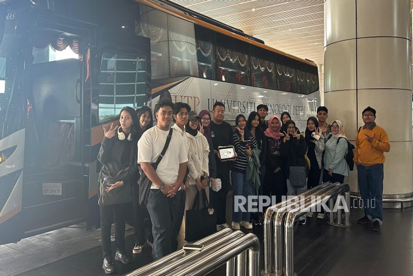Mahasiswa Cyber University tiba di Kuala Lumpur, Malaysia untuk berkunjung ke UTP dalam kegiatan student mobility. 