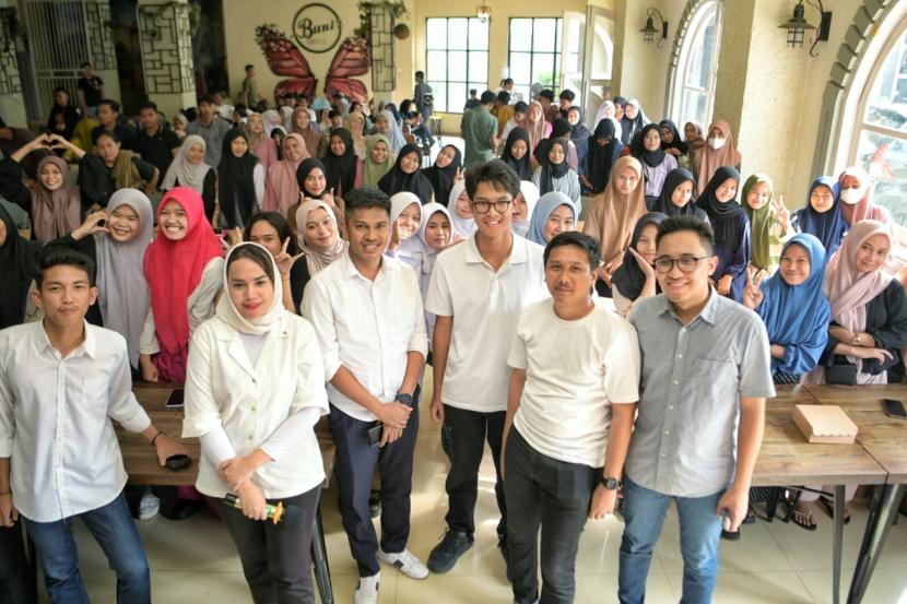 Mahasiswa, komunitas dan organisasi se-Kabupaten Bone yang berlangsung di Bunir Coffee, Jalan Jendral Sudirman, Kabupaten Bone, Sulawesi Selatan. 