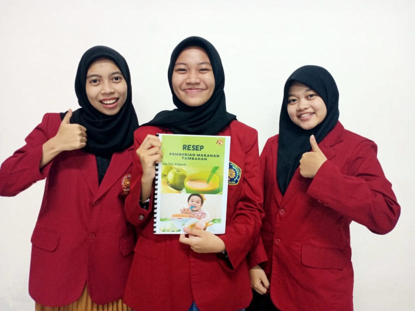 Mahasiswa Prodi Keperawatan Universitas Muhammadiyah Malang (UMM) merancang program pencegahan stunting dalam karya tulis ilmiah. 