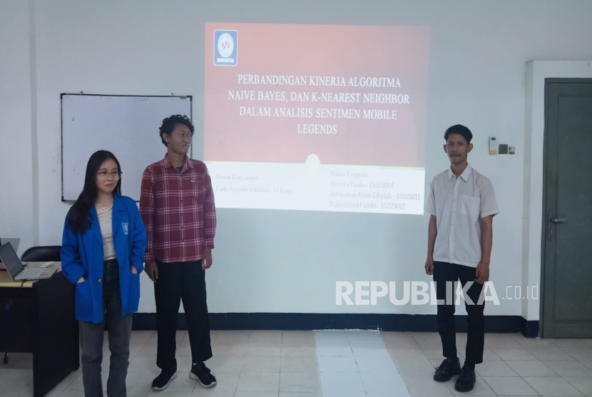 Cara Mahasiswa UBSI Kampus Pontianak Olah Ribuan Komentar Play Store Jadi Data Riset