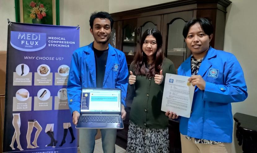 Mahasiswa Universitas BSI (Bina Sarana Informatika) berhasil mengembangkan sistem inventory berbasis website (AderaWare) untuk PT Adera Medika Jaya Bersama, Bekasi.