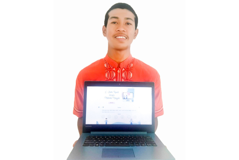 Mahasiswa Universitas Muhammadiyah Malang (UMM) menggagas aplikasi e-Nasyid. 