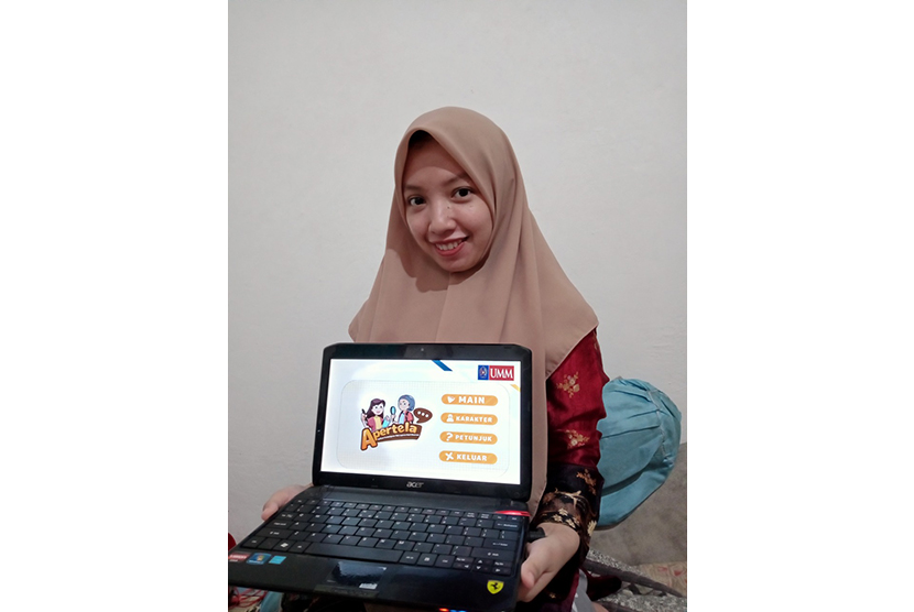Mahasiswa Universitas Muhammadiyah Malang (UMM) merancang aplikasi pembelajaran teks laporan hasil observasi bernama Apertela. 