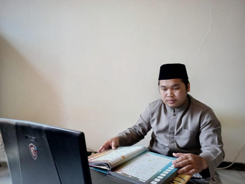 Mahasiswa Universitas Muhammadiyah Malang (UMM), Muhammad Ubaidillah Rahman berhasil memperoleh juara satu dalam lomba Musabaqah Tilawatil Quran Tingkat Nasional.