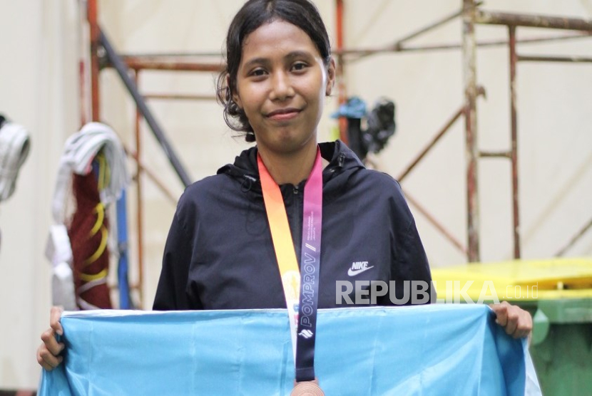 Mahasiswi UNM, Pangrasya Christina Rahanmitu.