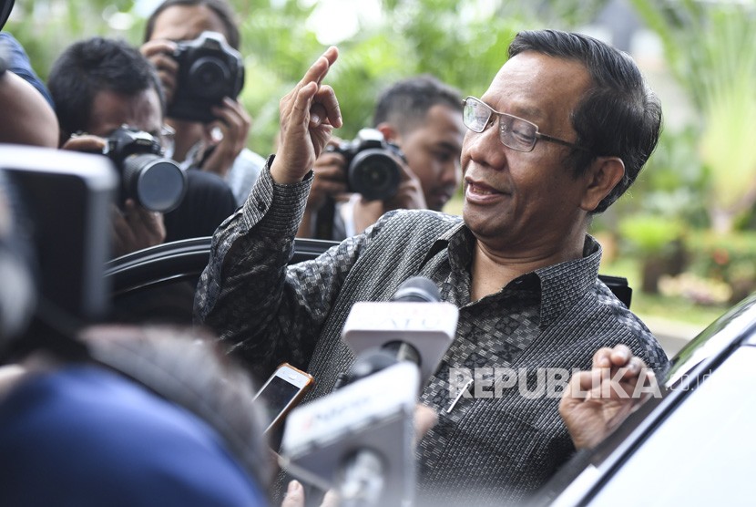 Mahfud MD Tak Masalah Saudaranya Jadi Saksi Prabowo | Republika Online