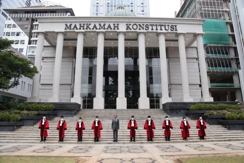 Mahkamah Konstitusi (MK) memutuskan menunda hampir semua jadwal sidang hingga depan depan lantara Covid-19. Foto: Ilustrasi 