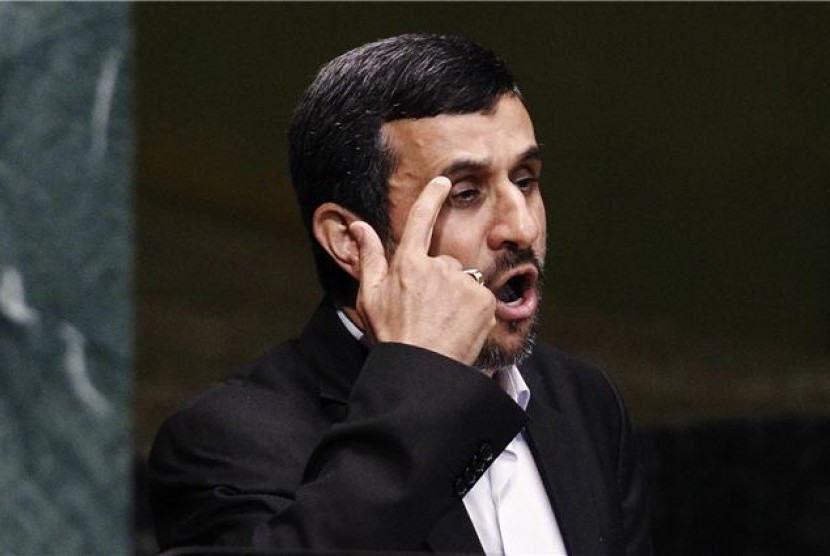 Mahmoud Ahmadinejad 