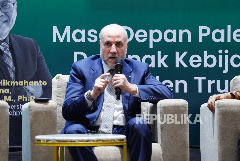 Mahmoud Al-Habbash, Menteri Kehakiman dan Penasihat Presiden Otoritas Palestina