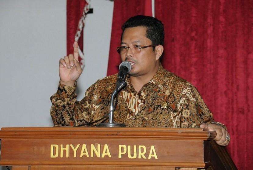 Mahyudin saat kegiatan sosialisasi empat pilar MPR RI, di kalangan Kerukunan Usaha Kecil Menengah Indonesia (KUKMI) Provinsi Bali dan mahasiswa Universitas Dhyana Pura Bali Kamis (12/11).