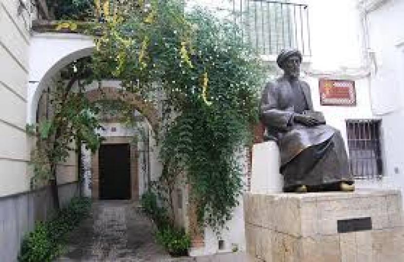Maimonides, seorang filsuf yahudi yang menimba ilmu di Universitas Al Qarawiyyin, Fez, Maroko serta di Andalusia.