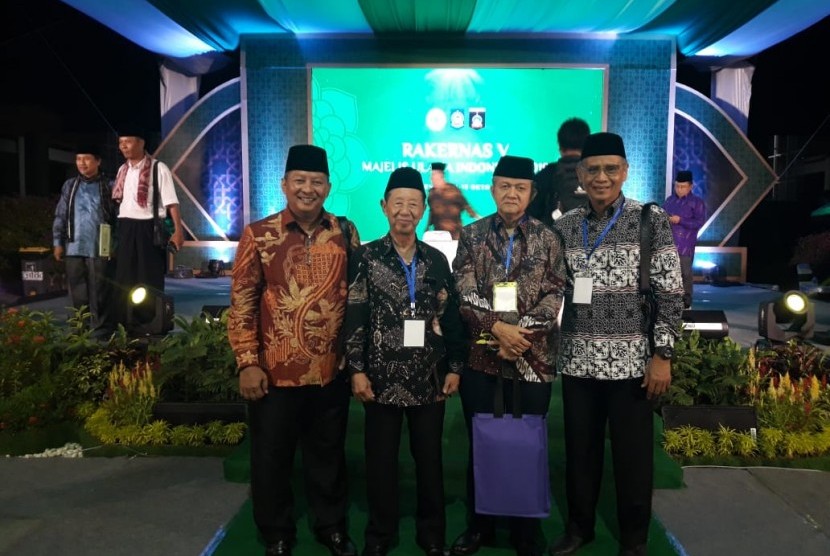 Majelis Ulama Indonesia (MUI) menggelar rapat kerja nasional (Rakernas) ke-5 tahun 2019. Rakerna yang berlangsung sejak tanggal 12-14 digelar di Masjid Nurul Bilad Mandalika Kuta Lombok Tengah Nusa Tenggara Barat (NTB). 