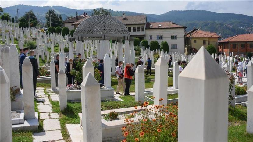 Makam korban genosida di Sarazevo, Bosnia 