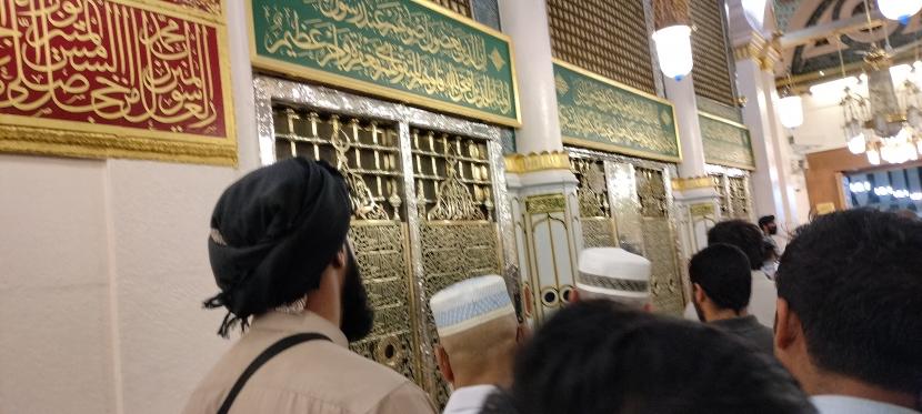 Makam Nabi Muhammad SAW yang berada di Masjid Nabawi, Madinah, Arab Saudi.