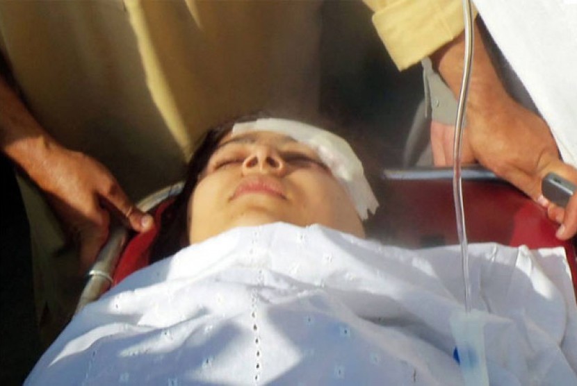 Malala Yousafzai saat dilarikan ke rumah sakit