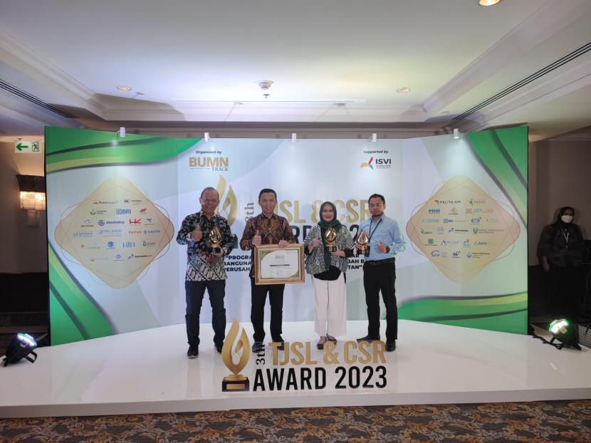 Malam Penganugerahan TJSL & CSR Awards 2023 di Jakarta. 