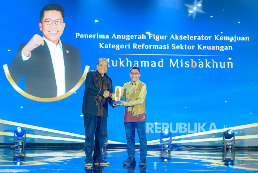 Malam penghargaan detikJatim Awards 2024.