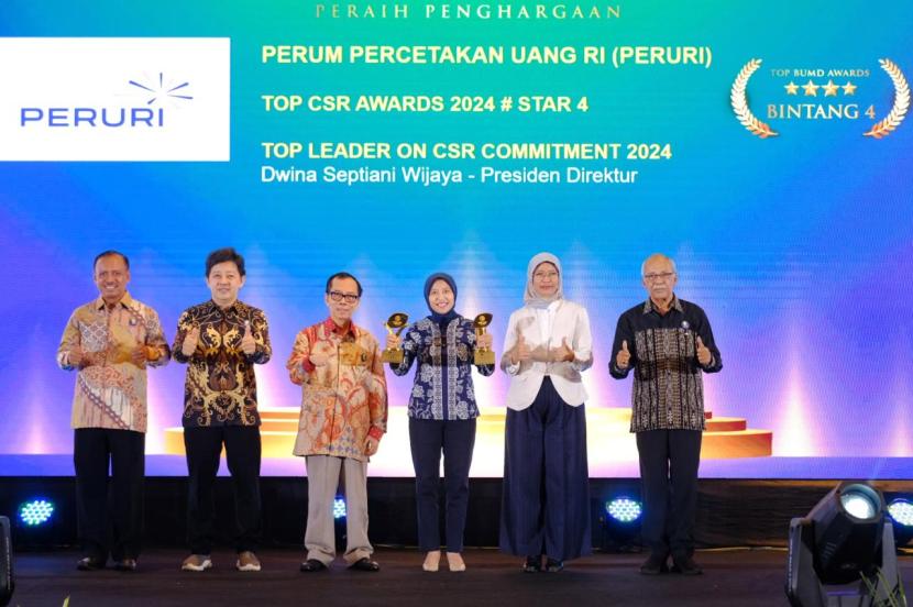 Malam penghargaan TOP CSR Awards 2024.