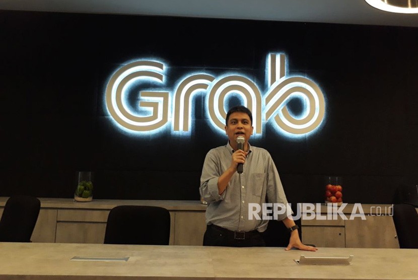 Managing Director Grab Indonesia Ridzki Kramadibrata dalam media briefing di Kantor Grab Kuningan Jakarta Selatan, Jumat (6/4).