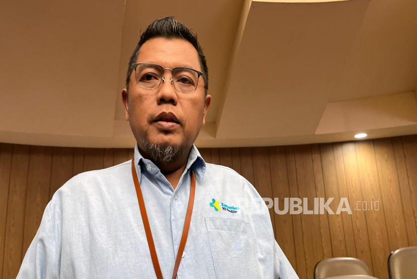 Manajer Hukum dan Humas RSUP Dr. Sardjito, Banu Hermawan menyampaikan kondisi terkini pasien korban anak dalam insiden ledakan sumur minyak ilegal di Kabupaten Blora, Jawa Tengah, Senin (25/8/2025).