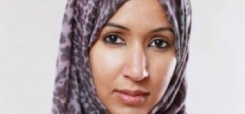 Manal Al-Sherif (32) tercatat sebagai aktivis yang memelopori gerakan perempuan lewat Facebook