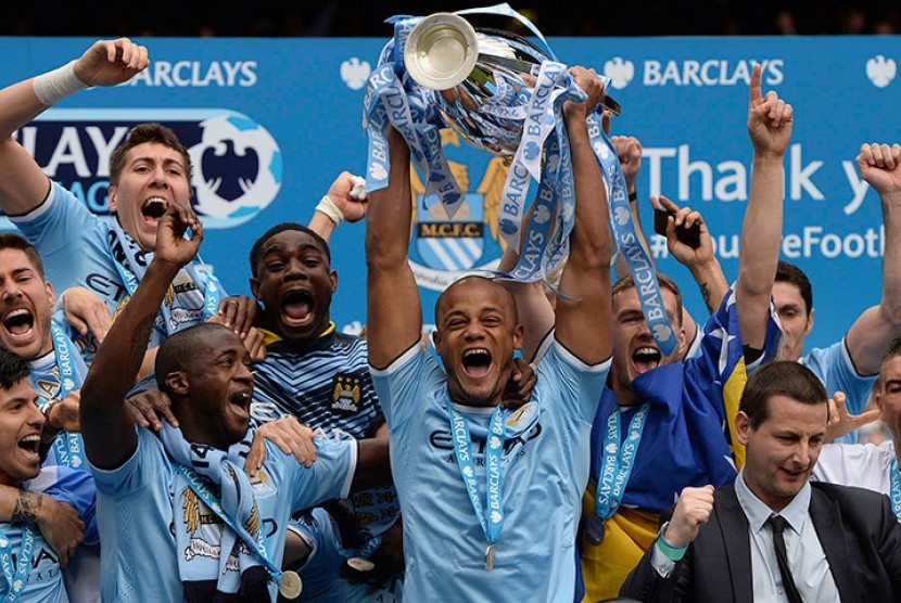 Manchester City menjadi juara Liga Primer Inggris musim 2013/14.