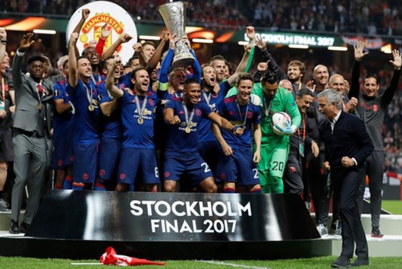 Manchester United menjadi juara Liga Europa setelah mengalahkan Ajax dengan 2-0, Rabu (24/5/2017) waktu setempat. Kala itu, MU masih dipimpin Jose Mourinho.