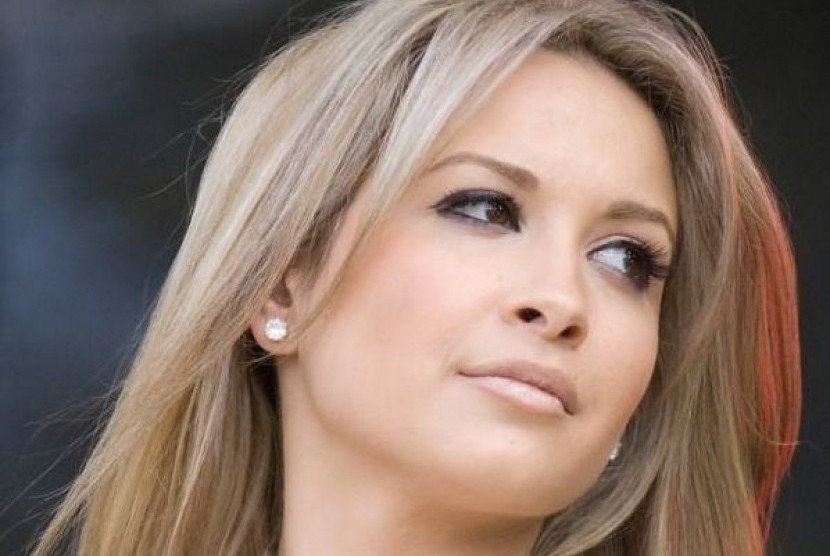 Mandy Capristo