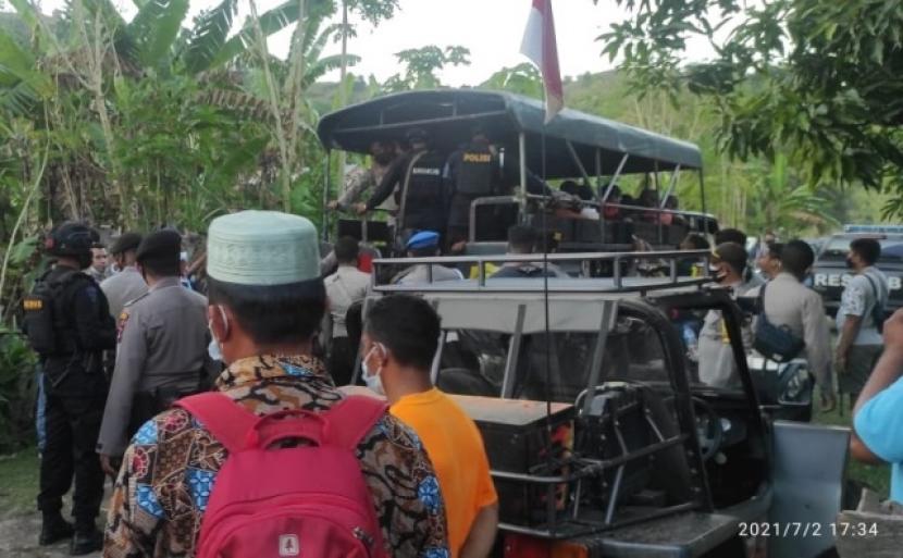 Kapolres Manggarai Barat, AKBP Bambang Hari Wibowo, mengatakan penangkapan 21 tersangka untuk cegah konflik