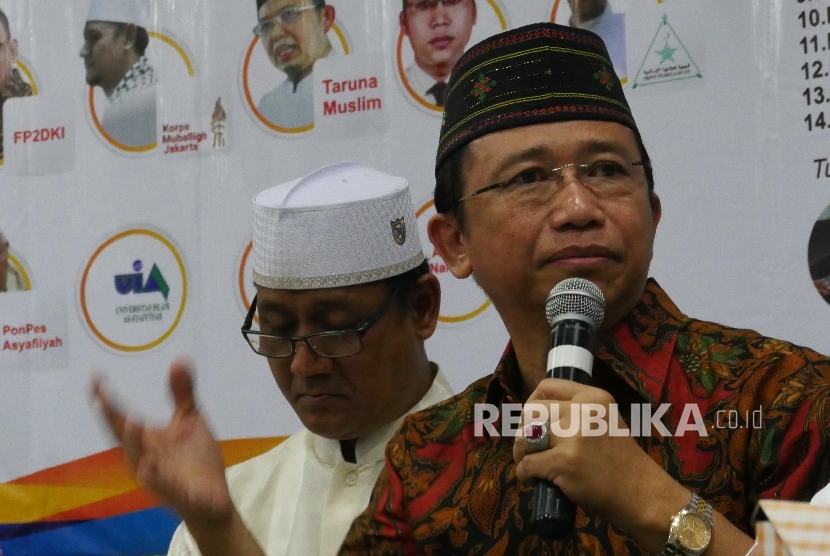 Mantan Ketua DPR Marzuki Ali (kanan).