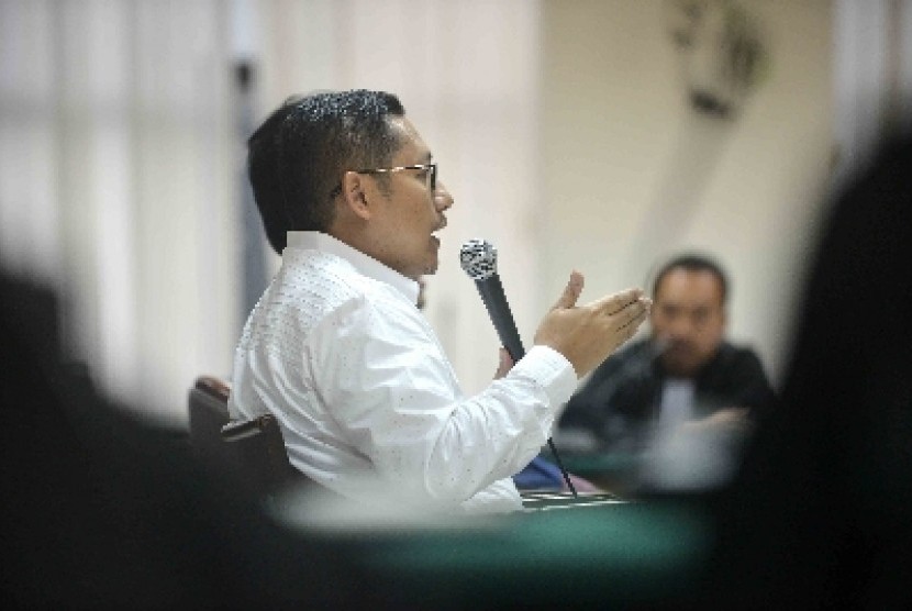 Mantan Ketua Umum Partai Demokrat Anas Urbaningrum saat bersaksi di Pengadilan Tipikor, Jakarta.