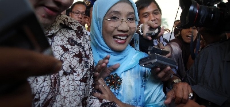 Mantan komisioner Komisi Pemilihan Umum (KPU) Andi Nurpati saat tiba di Gedung Bareskrim Mabes Polri, Jakarta Selatan, Jumat (15/7). 