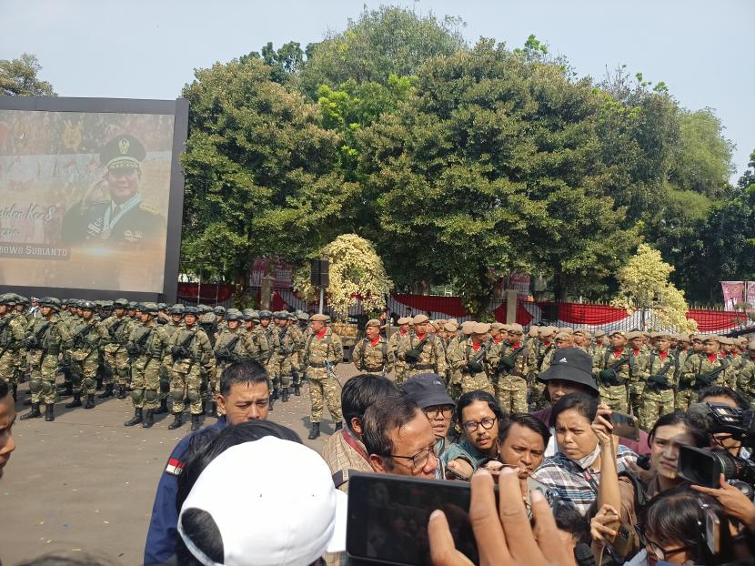 Mantan menhan dan menko polhukam, Mahfud MD di Lapangan Bela Negara Kemenhan, Jakarta Pusat, Selasa (22/10/2024).