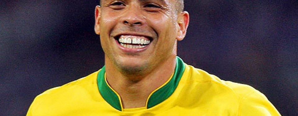 Mantan pemain internasional Brazil, Ronaldo