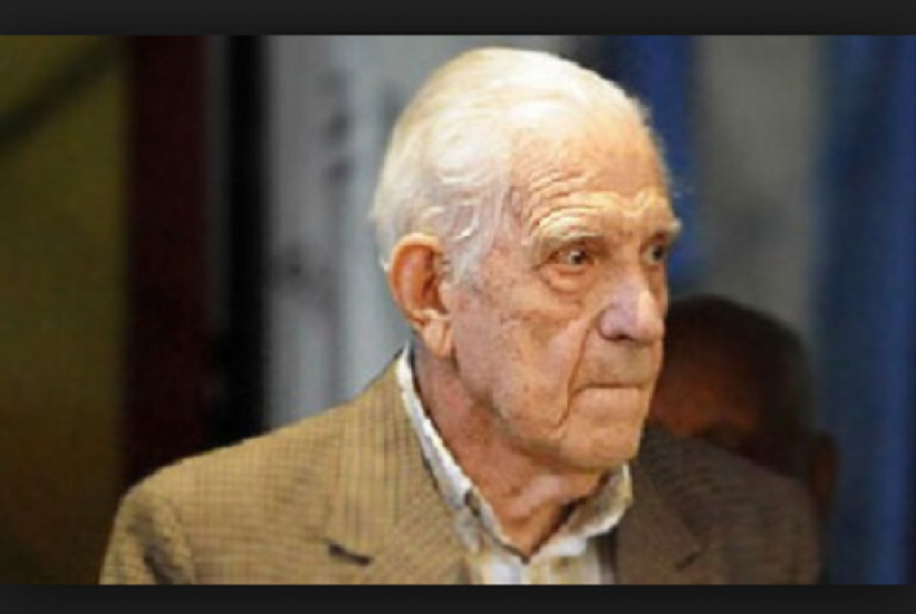 Mantan pemimpin junta Argentina, Reynaldo Bignone dijatuhi hukuman 20 tahun penjara