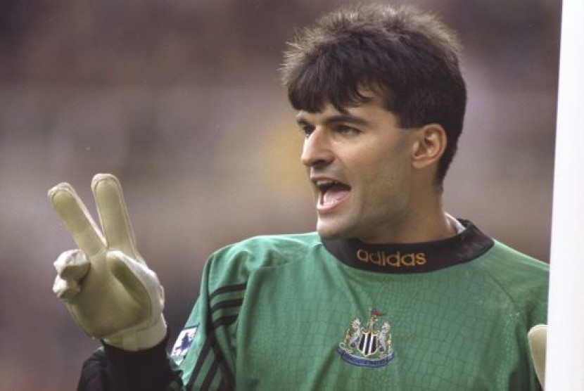 Mantan penjaga gawang Newcastle United dan timnas Republik Ceska, Pavel Srnicek