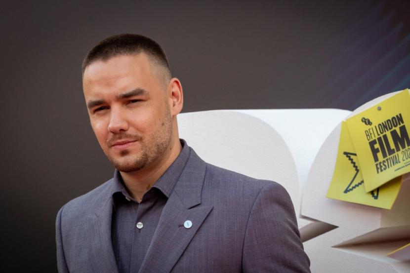 Mantan personel One Direction Liam Payne. Polisi memeriksa staf hotel yang diduga memasok narkoba kepada Liam Payne saat berada di hotel. 